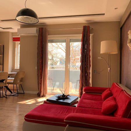 Haris Apartments Тирана Экстерьер фото