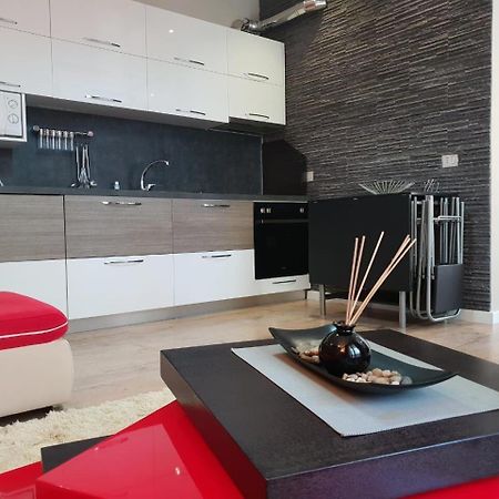 Haris Apartments Тирана Экстерьер фото